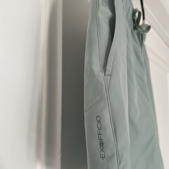 Exofficio insect shield jadeite women’s shorts - size M - Picture 3 of 8